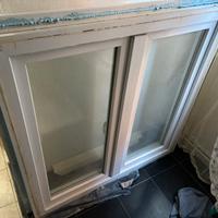 Finestra con persiane