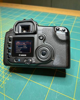 Canon EOS 20d reflex DSLR