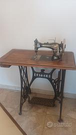 macchina da cucire antica Kaiser primi del Novecen
