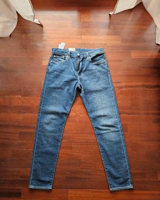 LEVIS JEANS