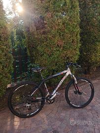 Mountain Bike Olympia – Gruppo Shimano Deore XT
