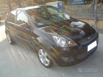 Ford Fiesta 1.4 TDCi 5p. Titanium