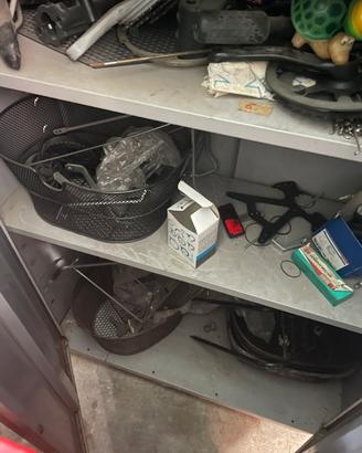 Materiale per ciclista