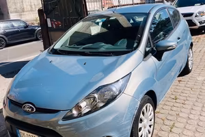Ford Fiesta 1.2 82CV 3 porte Titanium