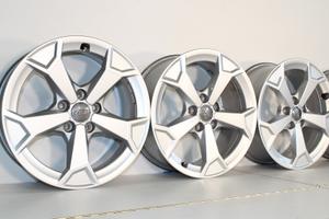 4 Cerchi Originali Q3 - 17" + Spedizione Gratis