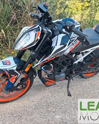 Ktm 125 Duke Red Bull (M1594)