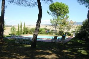 Rustico / Casale di 180 m² con 4 locali e box auto