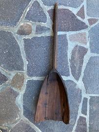 Antica pala in legno per granaglie