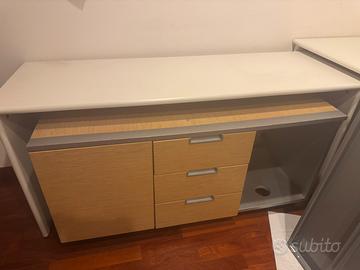 Scrivania doppia con mobile cassettiera
