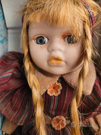 Bambola di porcellana. 