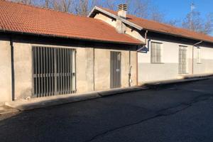 Laboratorio/deposito di mq.150