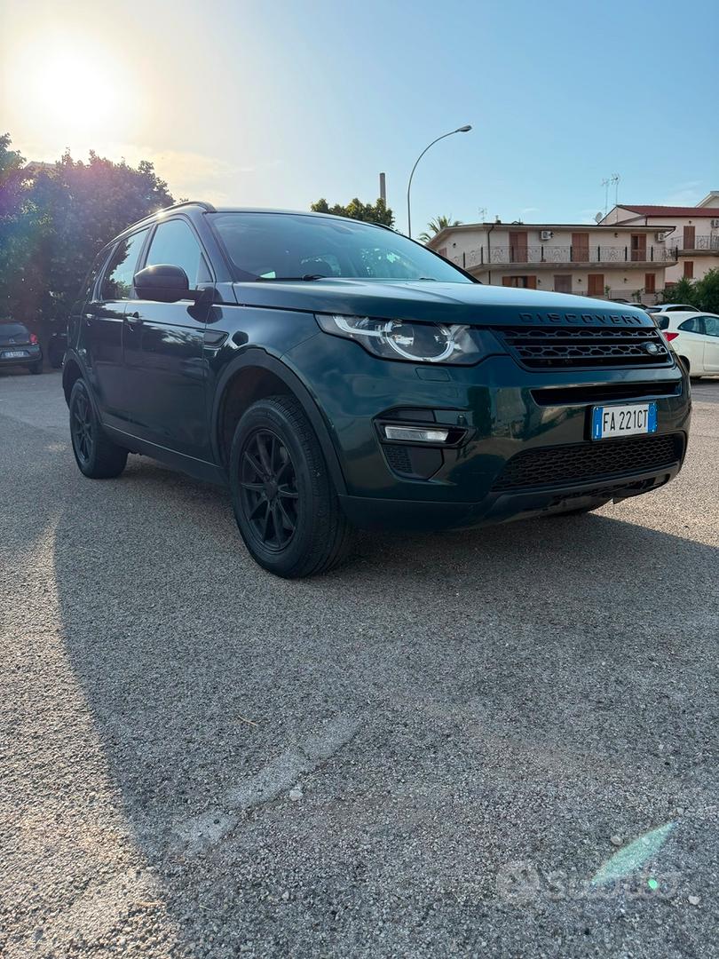 Land Rover Discovery Sport 2015 photo 2