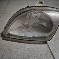 faro anteriore sinistro fiat 600 anno 2001