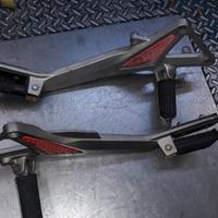 Hornet 600 '99-'00 : pinza faro cerchio devio pomp