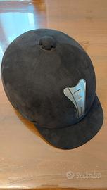 Casco equitazione 56cm mai usato