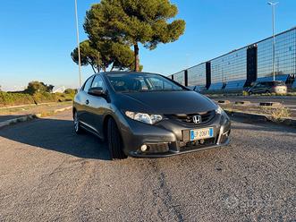 Honda Civic IX 2012 1.4 i-VTEC Sport