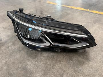 Proiettore originale destro golf 8 serie