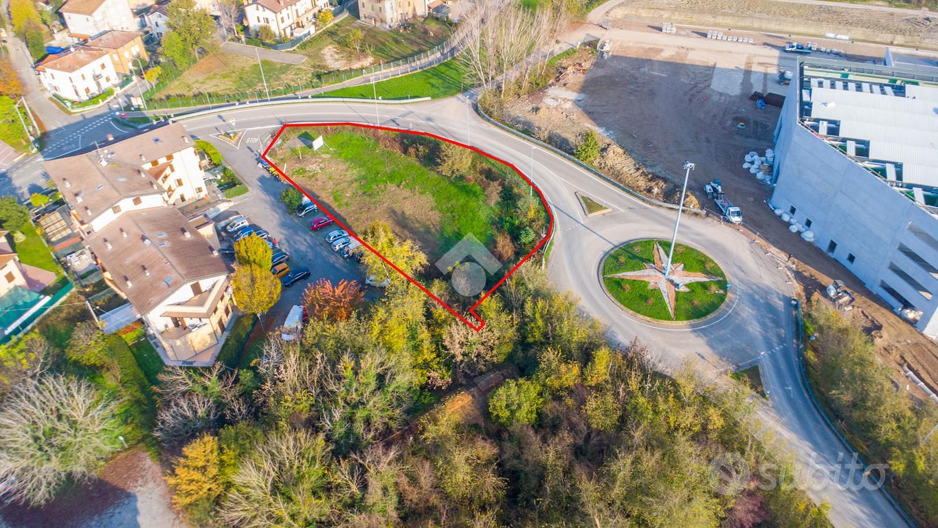 TER. RESIDENZIALE A REGGIO NELL'EMILIA - Vista 2