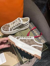 scarpe gucci numero 35 nuove con scatola 85euro