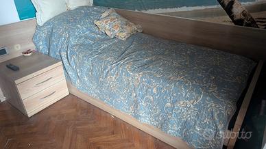 Letto legno singolo (doppio) con materassi