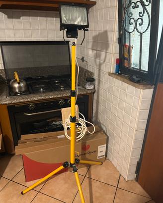 Faro da cantiere