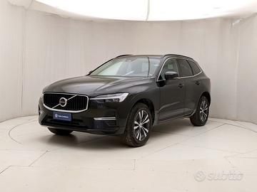 VOLVO XC60 (2017-->) - XC60 B4 (d) AWD Geartronic