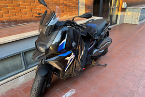BMW C400X sport