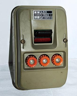 Interruttore elettrico vintage BTICINO 50A V380