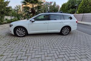 Volkswagen Passat 2.0 tdi dsg blumotion 150cv
