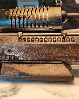 Aritmometro meccanico originale ODHNER M602