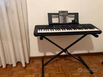 Tastiera Yamaha PSR E-263 61 tasti