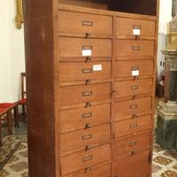 Mobile schedario a cassettiera