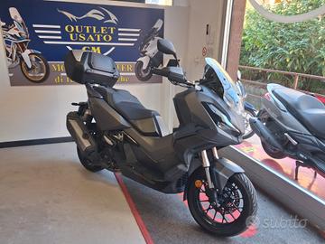 Honda ADV 350 ABS + TCS