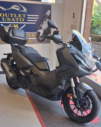Honda ADV 350 ABS + TCS