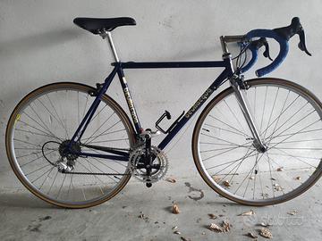 Bici da corsa Bevilacqua (artigianale italiana)