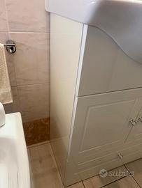 Mobiletto bagno