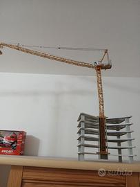 Gru liebherr