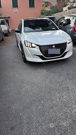Peugeot 208 gt-line