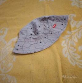 cappellino e maglietta bambino,122cm