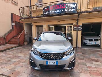 Peugeot 3008 HDi 130 CV EAT8 Business