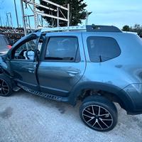 Dacia Duster (2010/2018) per pezzi di ricambio