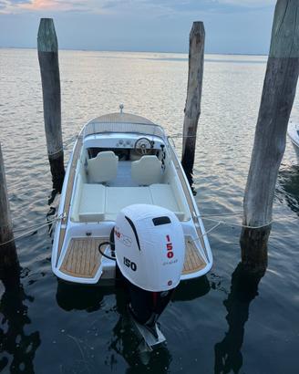 Imbarcazione Rubino Arte Nautica FULL OPTIONAL