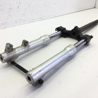FORCELLA FODERI STELI E PIASTRA INFERIORE APRILIA 