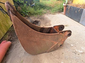 benna escavatore a due denti