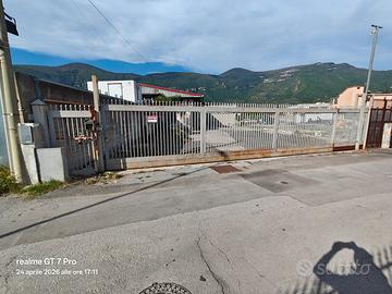capannone industriale 