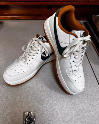 Nike Air Force 1 bianche taglia 44.