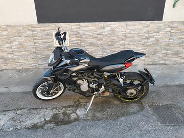 MV AGUSTA RIVALE 800