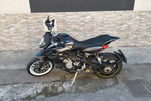 MV AGUSTA RIVALE 800