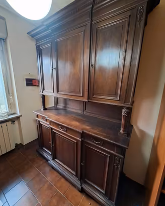 Armadio in legno