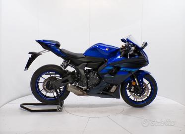 Yamaha YZF - R 7